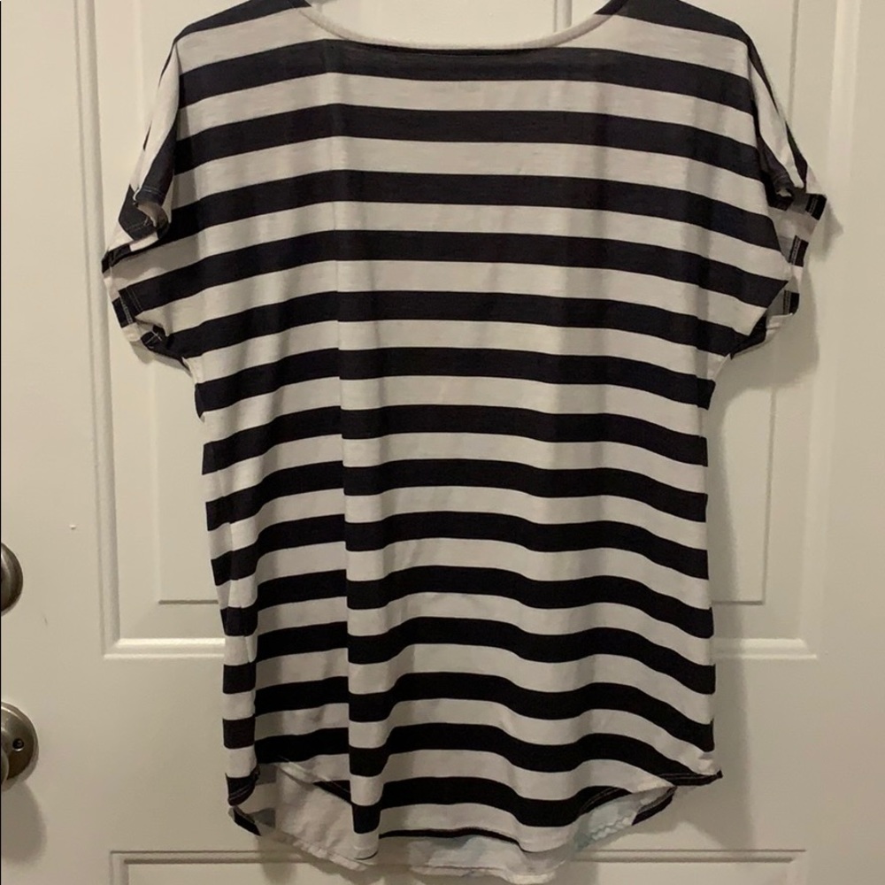 Blouse - Picture 2 of 2